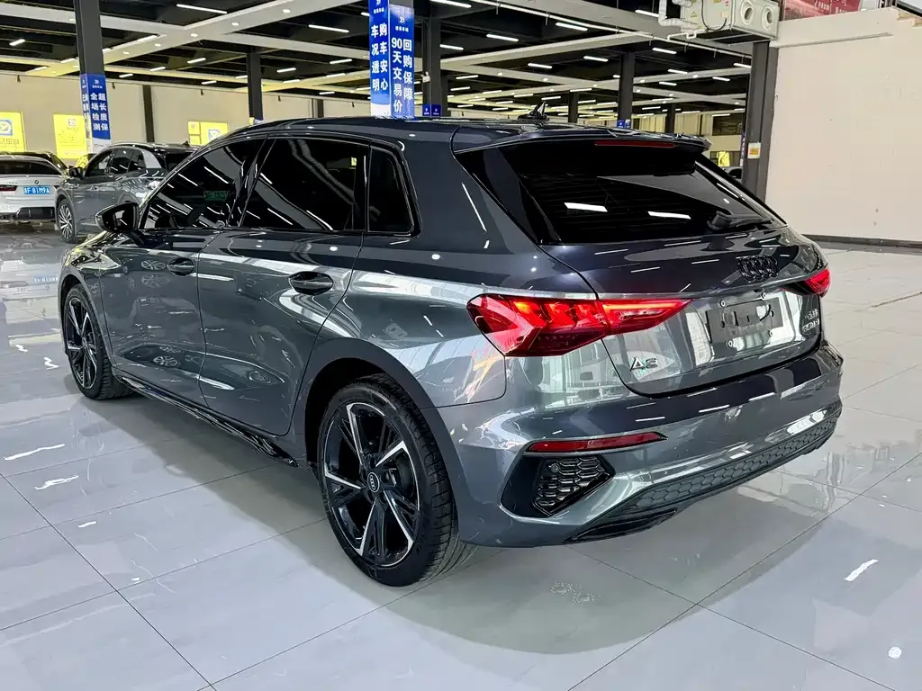 Audi A3 2022 из CN, фото 9