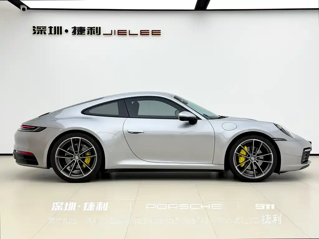 Porsche 911 2025 из CN, фото 4