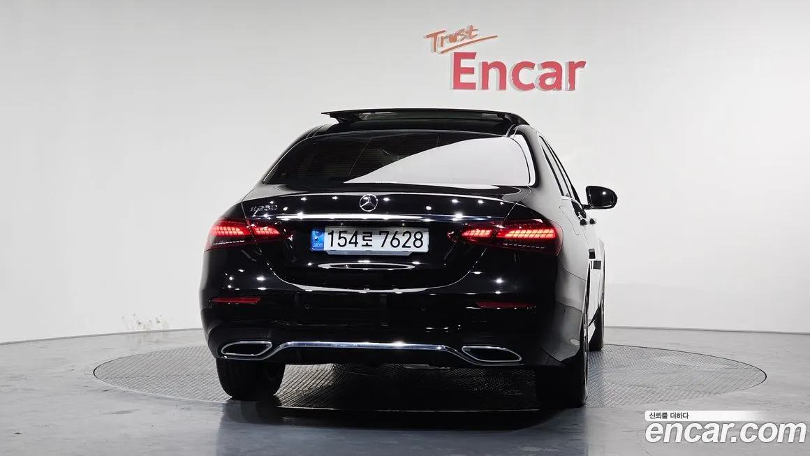 Mercedes-Benz E-Class 2023 из KR, фото 2