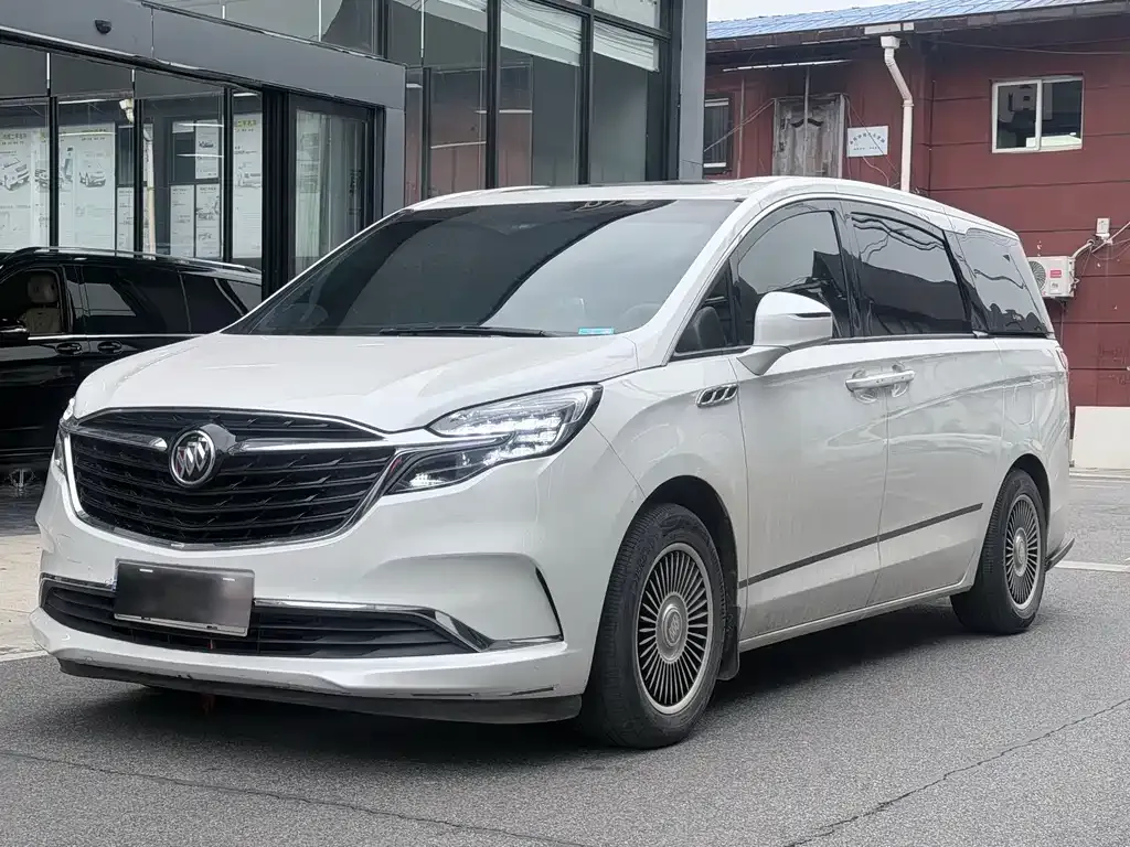 Buick GL8 2022 из CN, фото 1