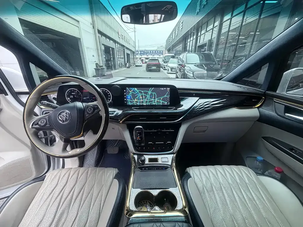 Buick GL8 2022 из CN, фото 9