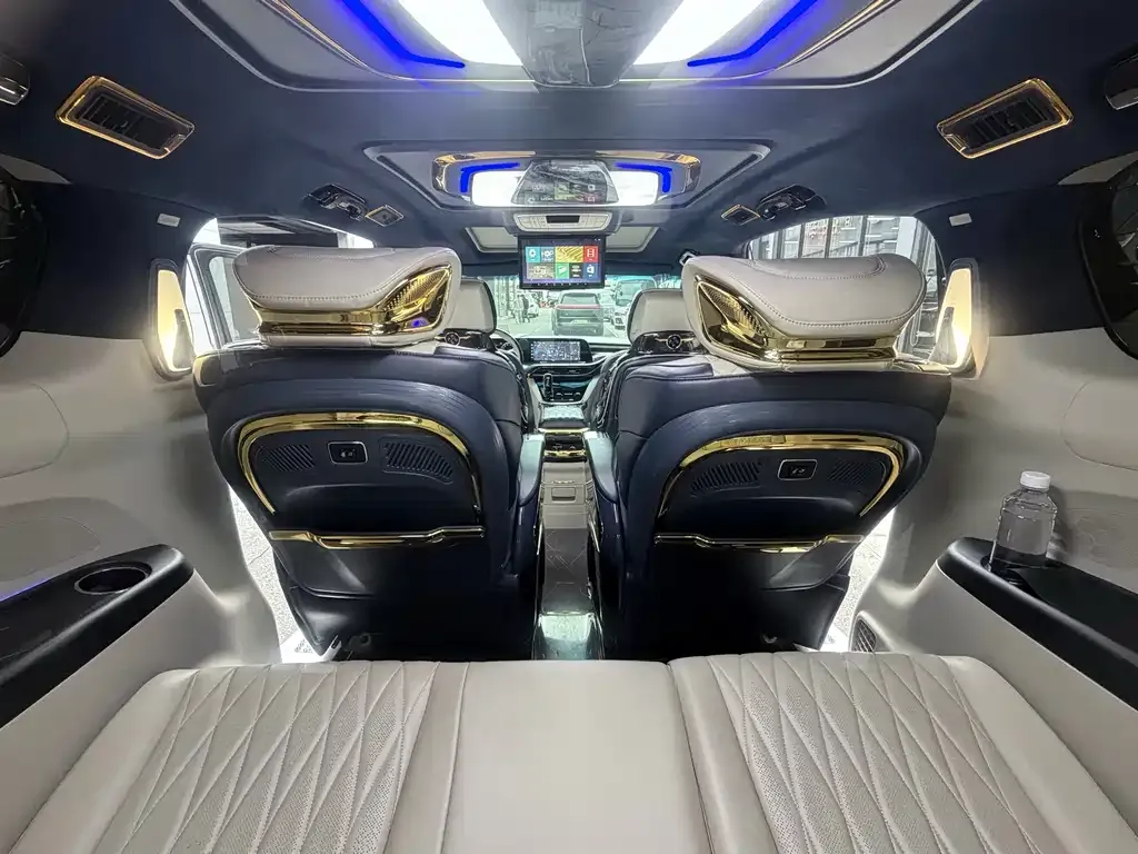 Buick GL8 2022 из CN, фото 8