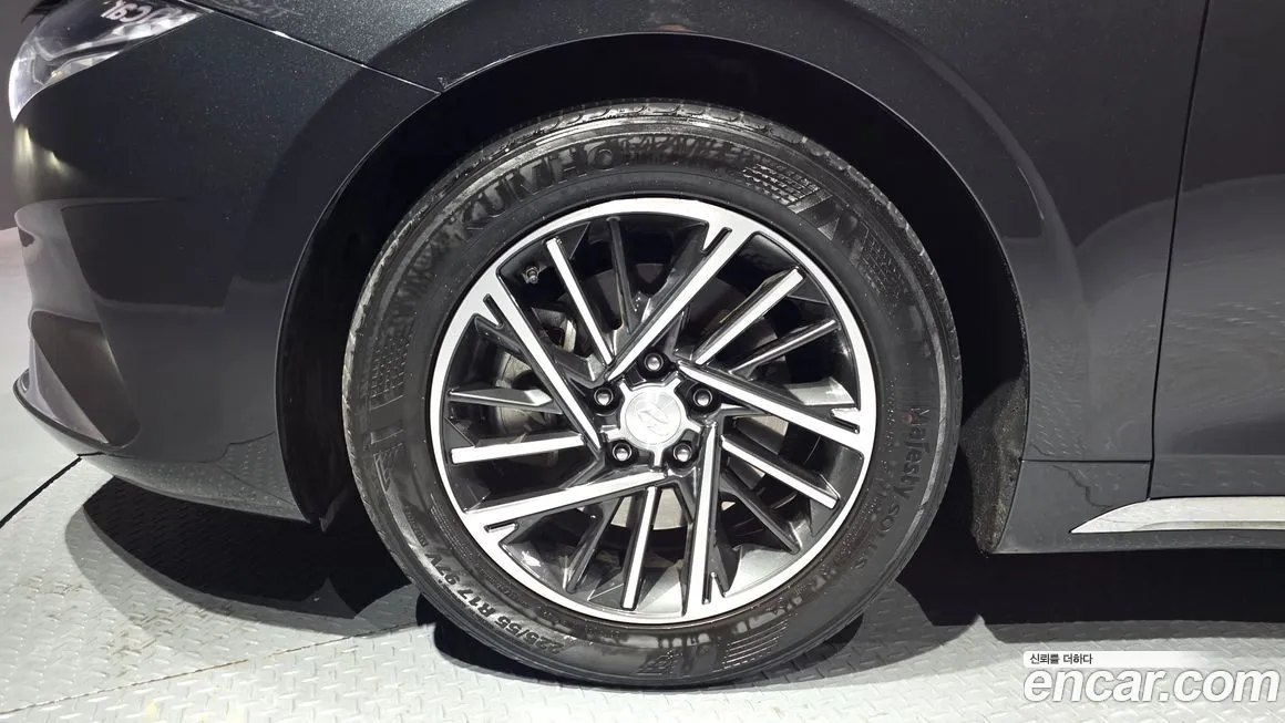 Hyundai Grandeur 2021 из KR, фото 9