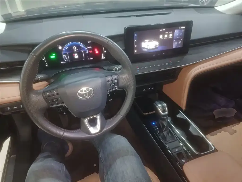Toyota Camry 2024 из CN, фото 8