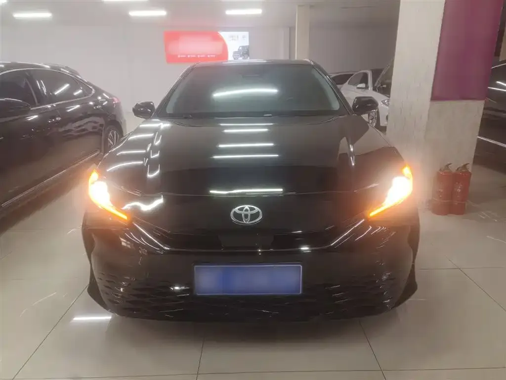 Toyota Camry 2024 из CN, фото 10