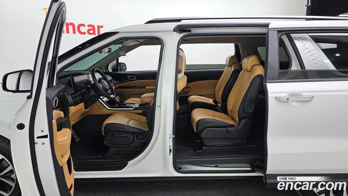 Kia Carnival 2022 из KR, фото 2