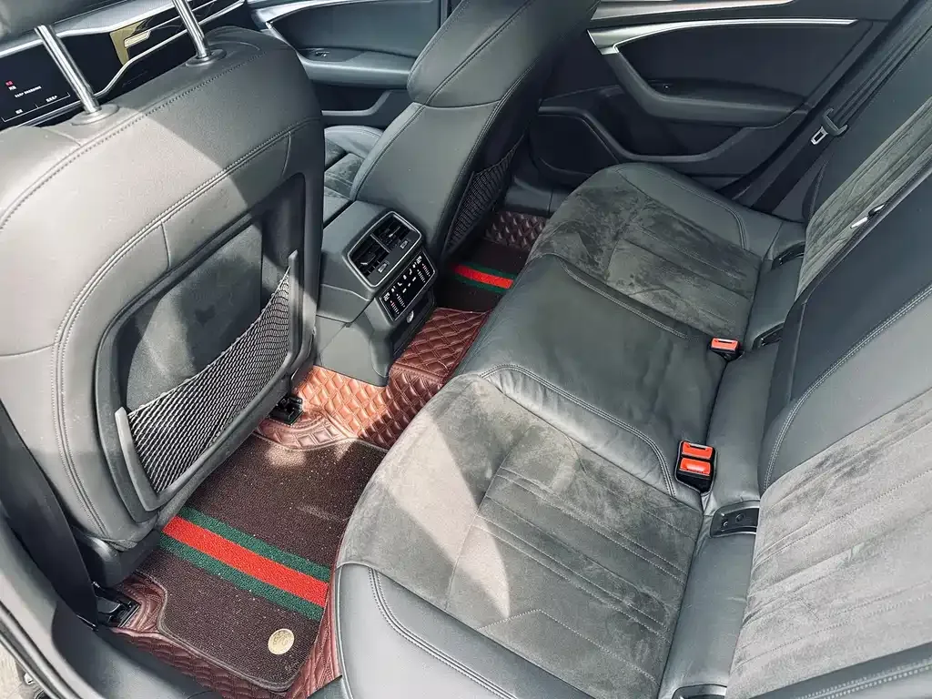 Audi A6 (Import) 2021 из CN, фото 3