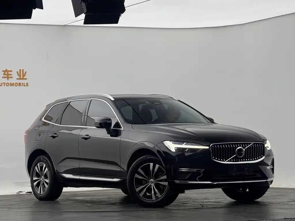 Volvo XC60 2024 из CN, фото 3