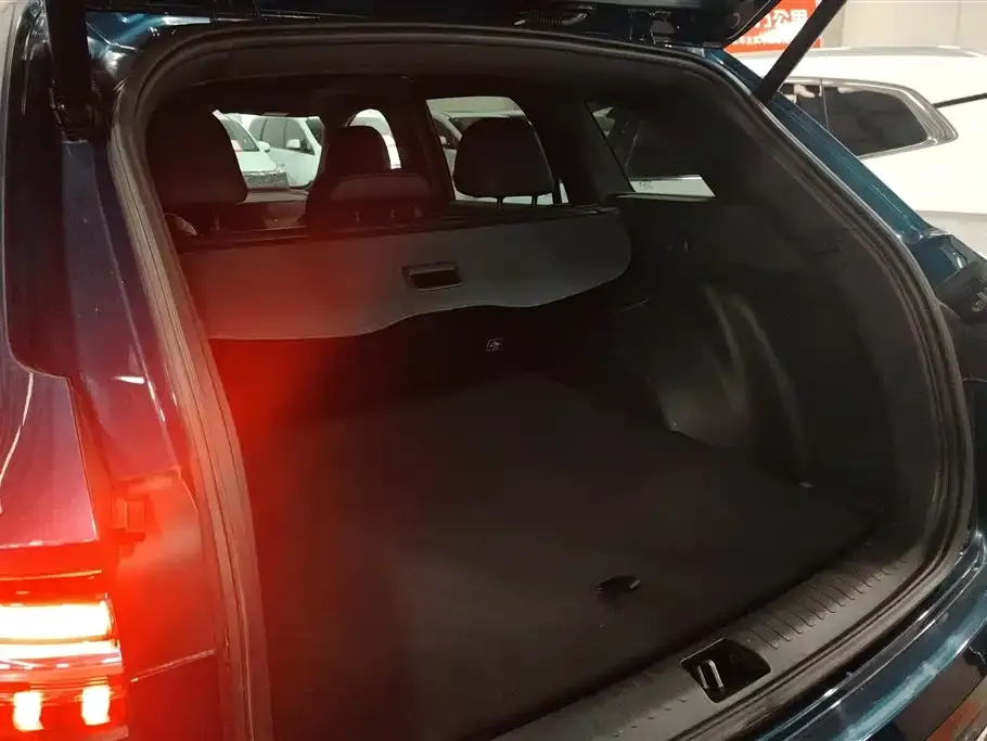 Geely Xingyue L 2022 из CN, фото 5