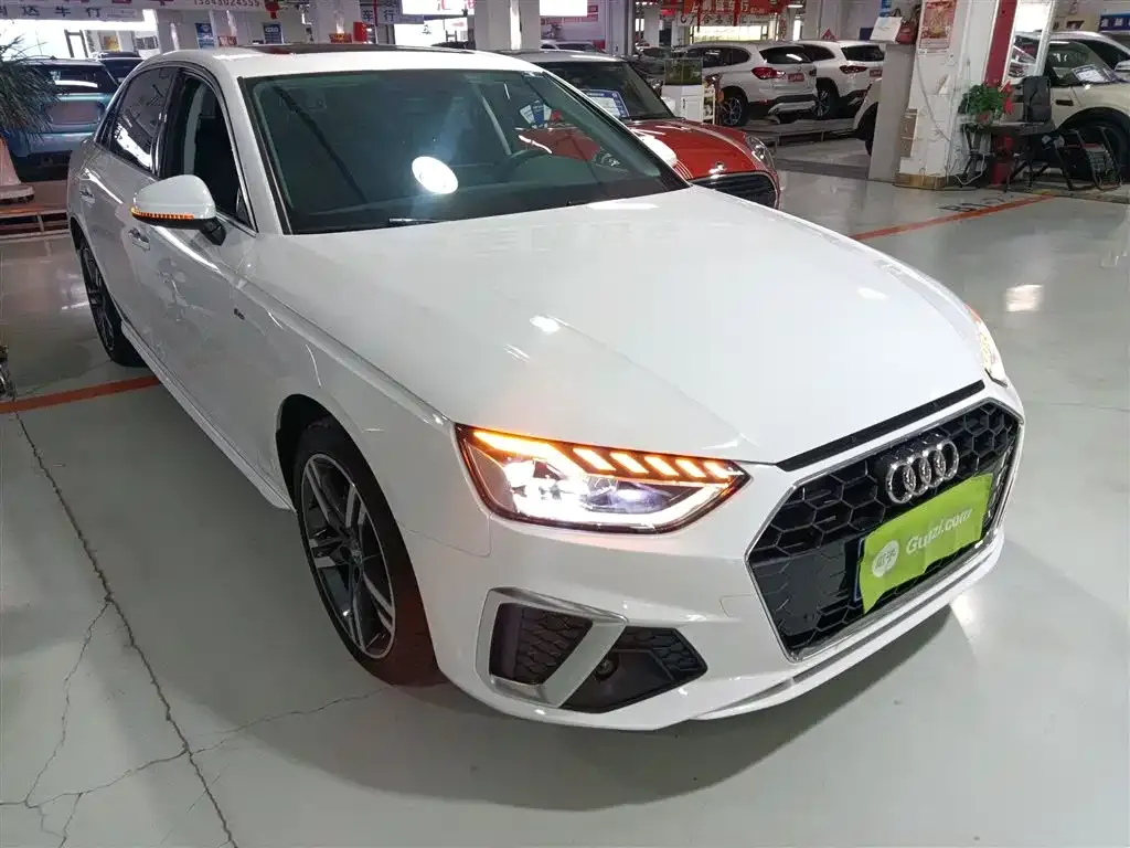 Audi A4L 2021 из CN, фото 5