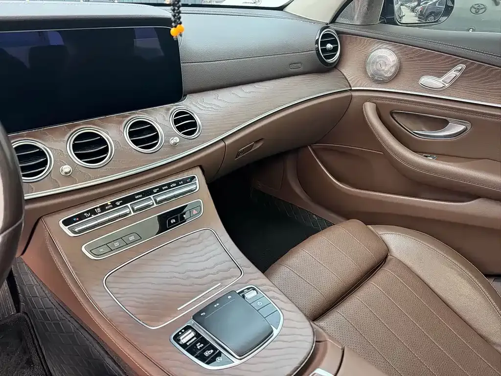 Mercedes-Benz E-Class 2021 из CN, фото 10