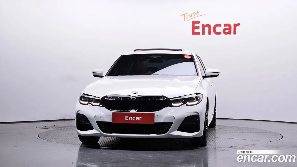 BMW 3-Series 2022 из KR, фото 3