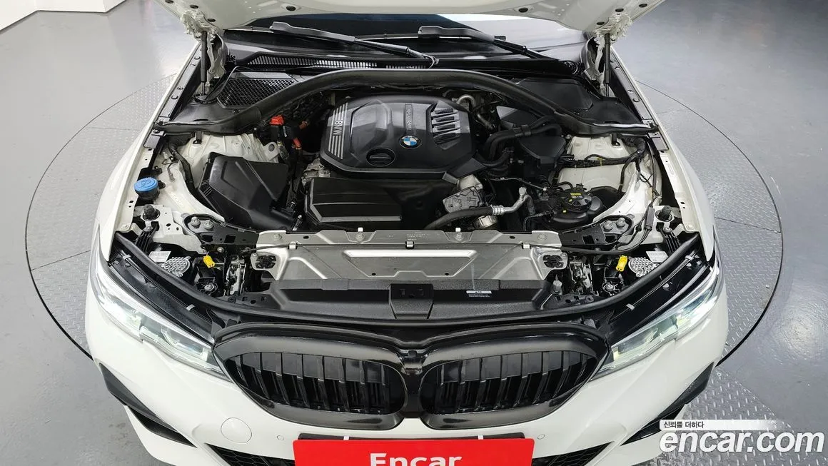 BMW 3-Series 2022 из KR, фото 10
