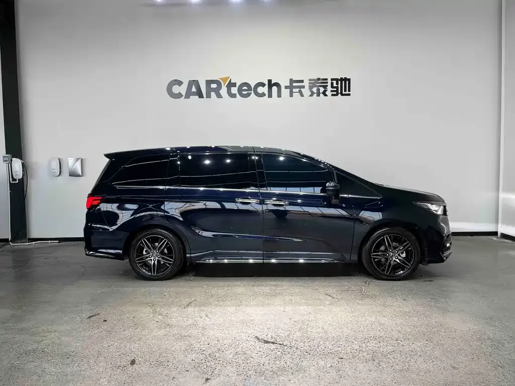 Honda Odyssey 2023 из CN, фото 9