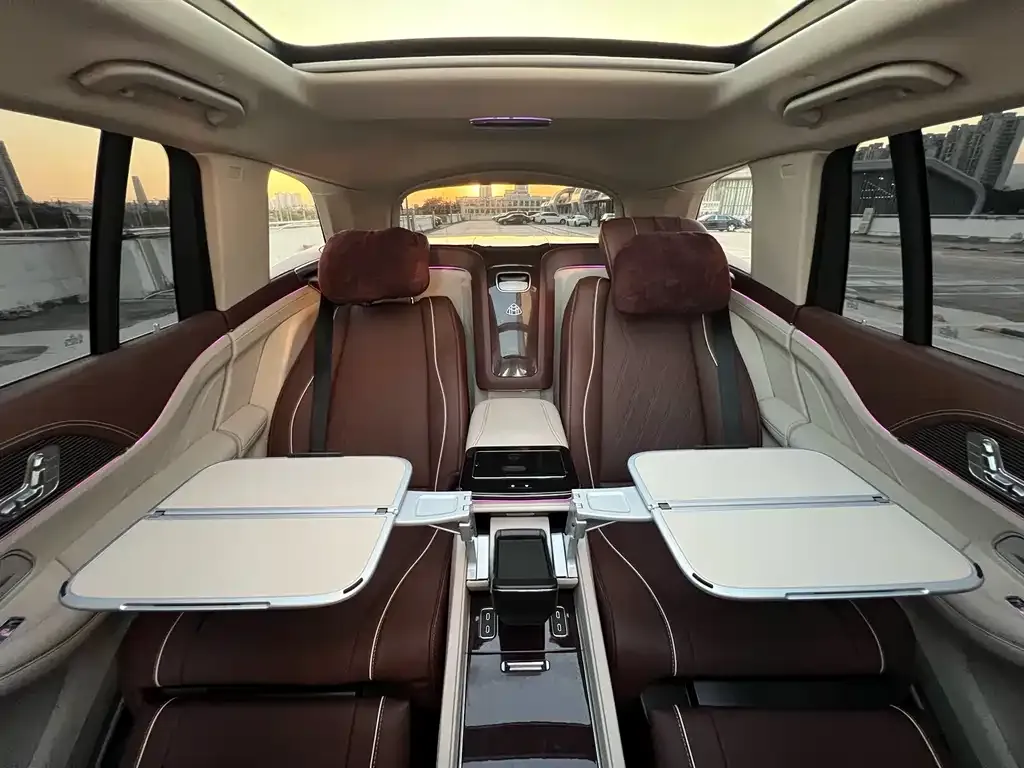 Mercedes-Benz GLS 2024 из CN, фото 3