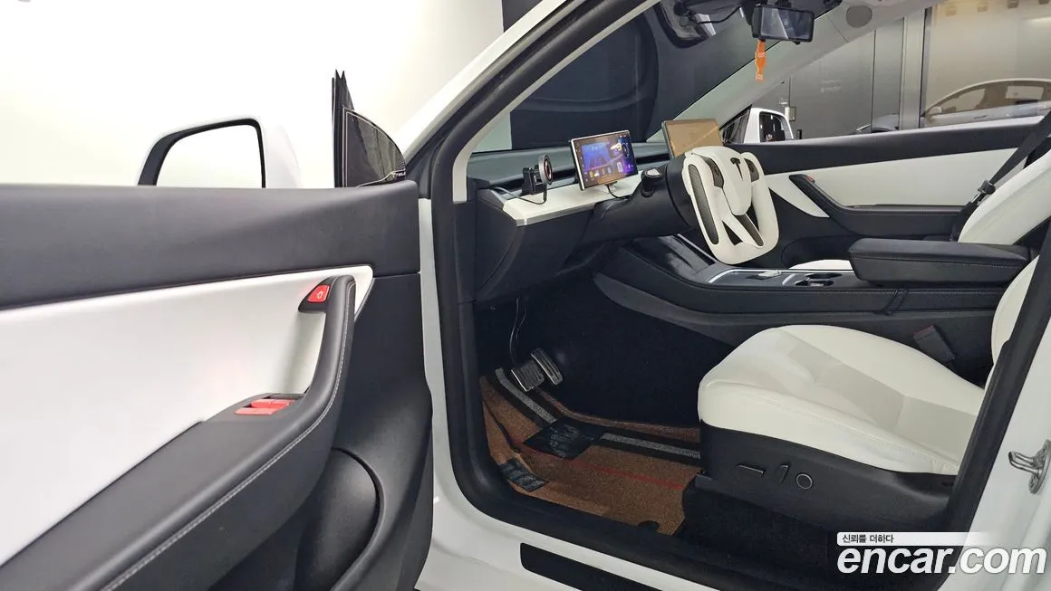 Tesla Model Y 2022 из KR, фото 10