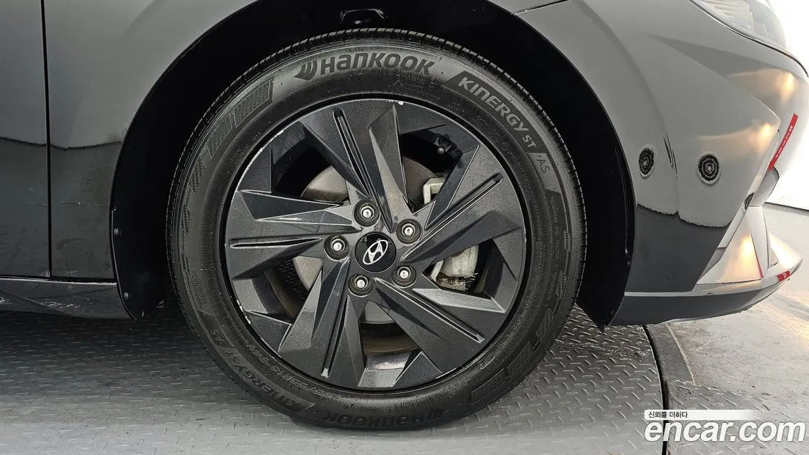 Hyundai AVANTE 2023 из KR, фото 8