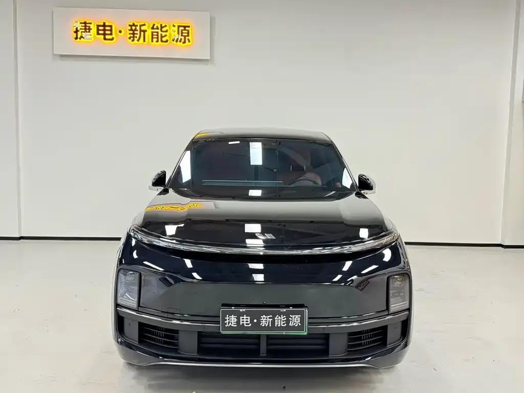 Li Auto L8 2023 из CN, фото 2
