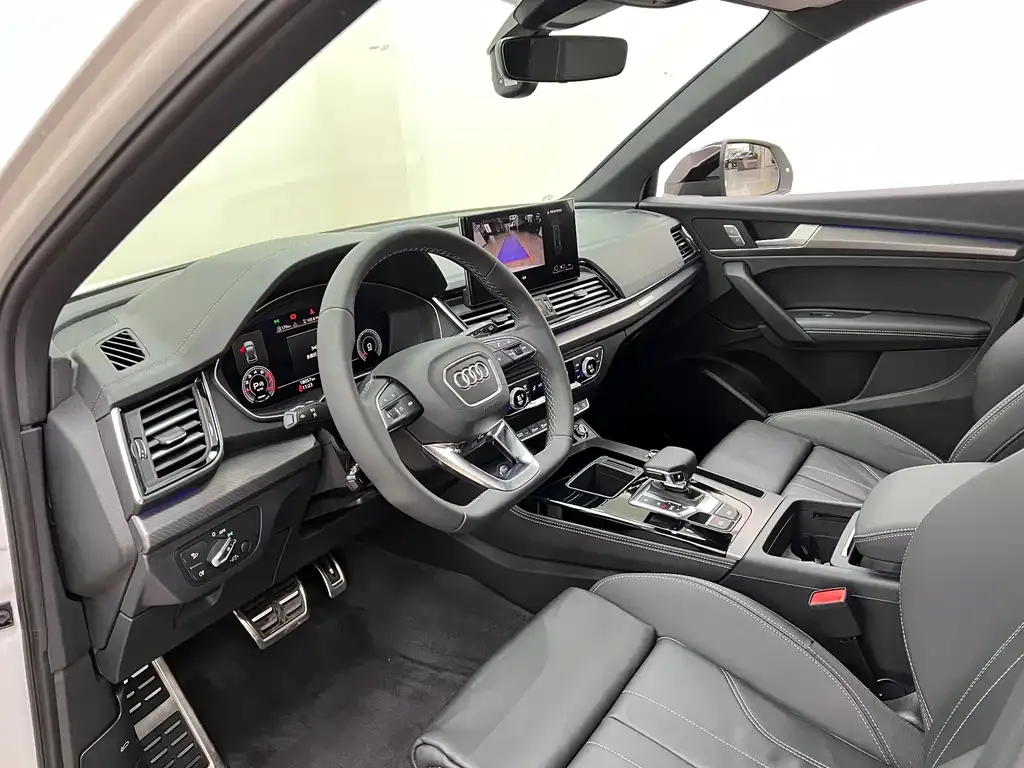 Audi Q5L 2024 из CN, фото 6