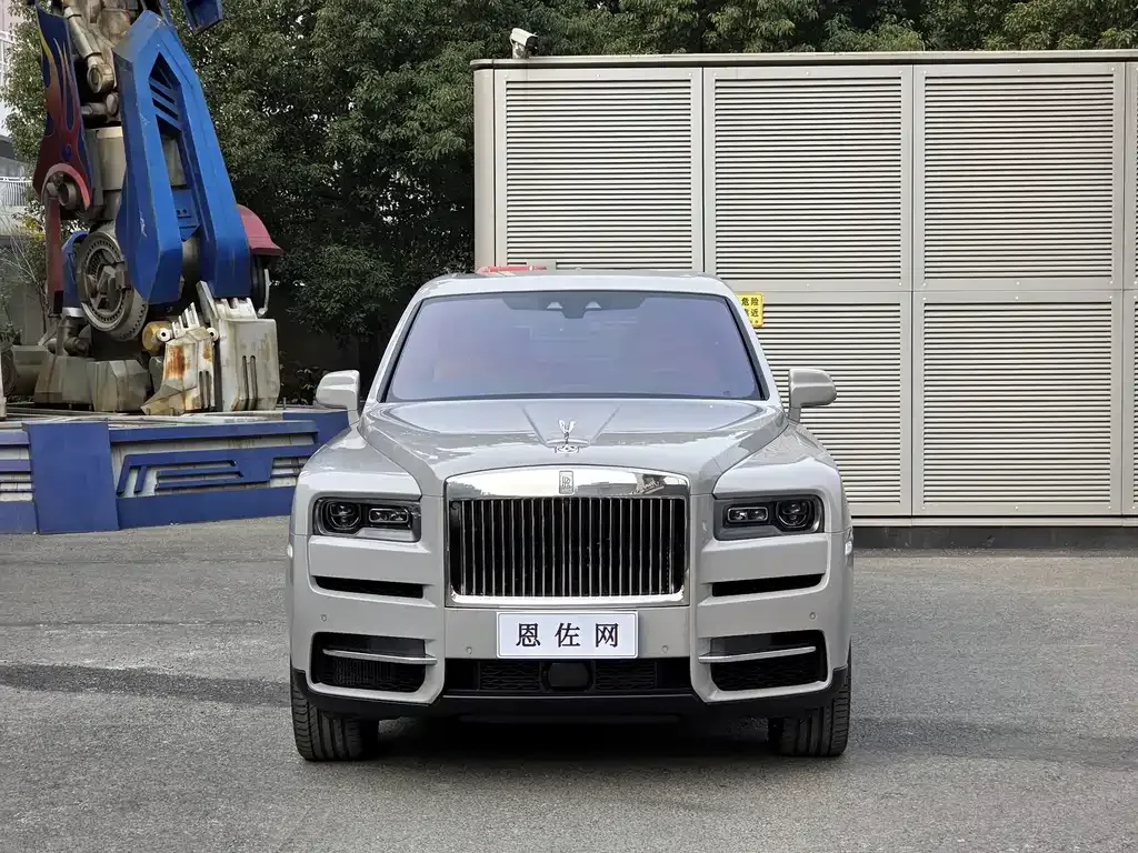 Rolls-Royce Cullinan 2024 из CN, фото 8