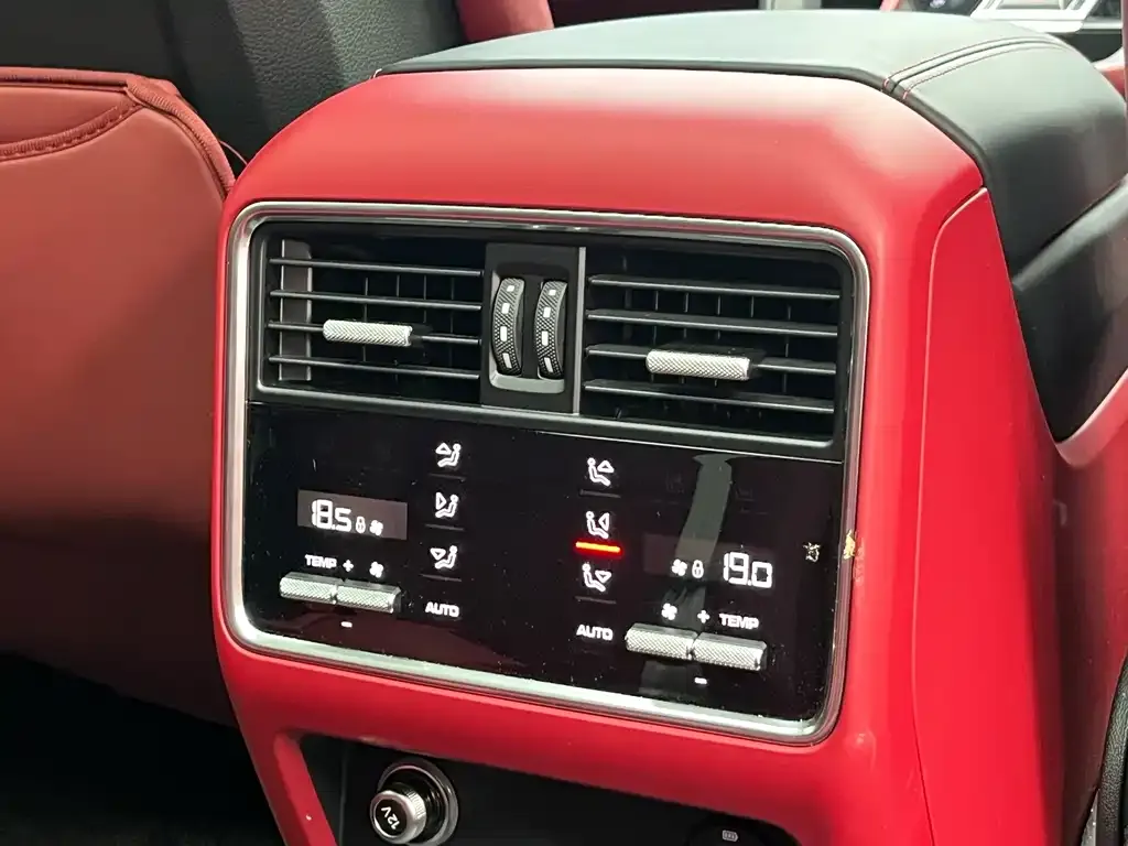 Porsche Cayenne 2023 из CN, фото 4