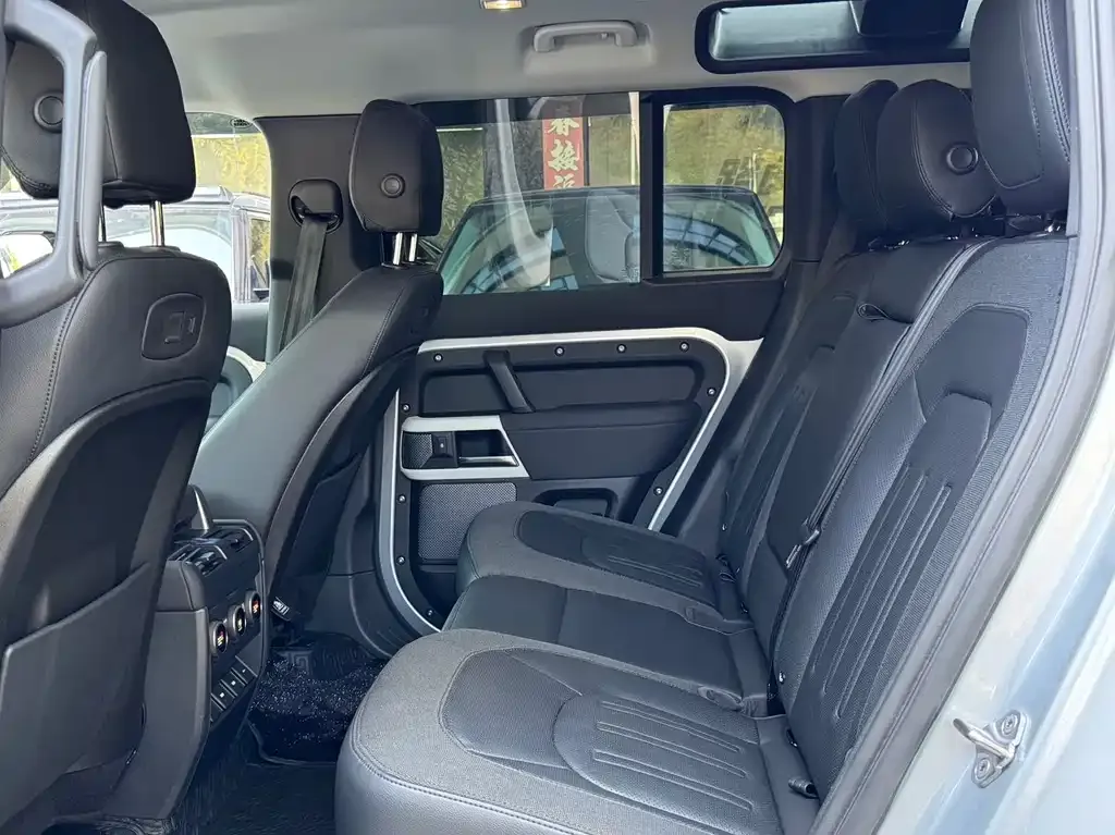 Land Rover Defender 2021 из CN, фото 2