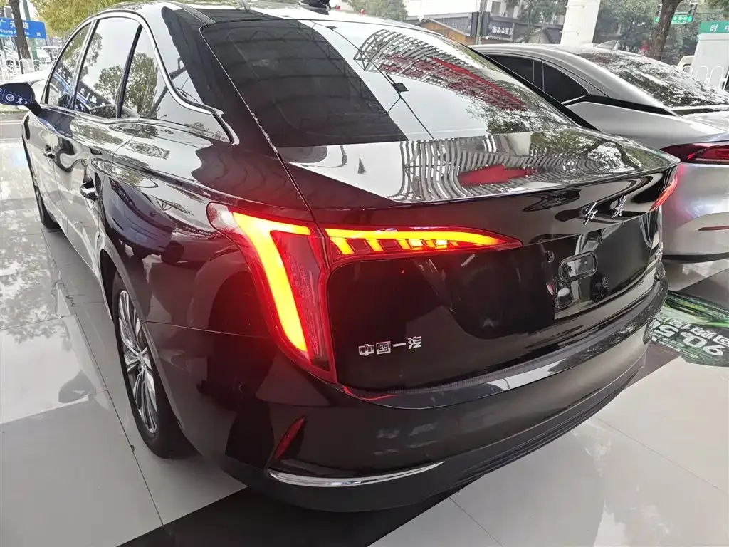Hongqi E-QM5 2024 из CN, фото 5