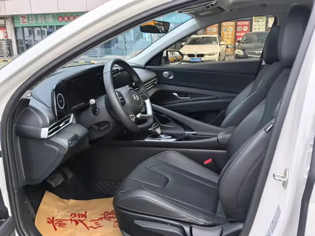 Hyundai Elantra 2024 из CN, фото 9