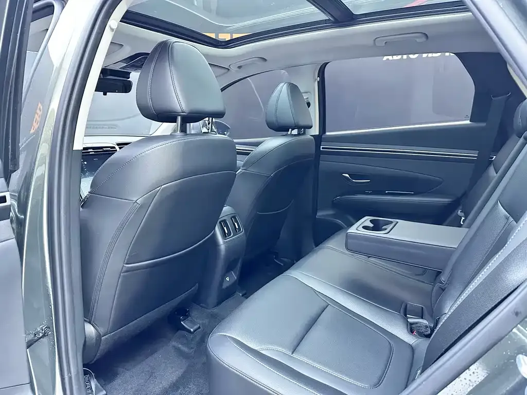 Hyundai Tucson 2022 из CN, фото 2