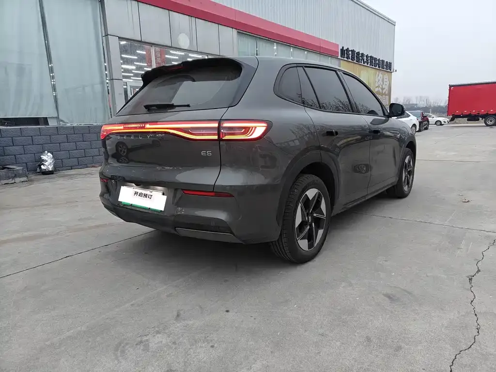 Geely Galaxy E5 2025 из CN, фото 4