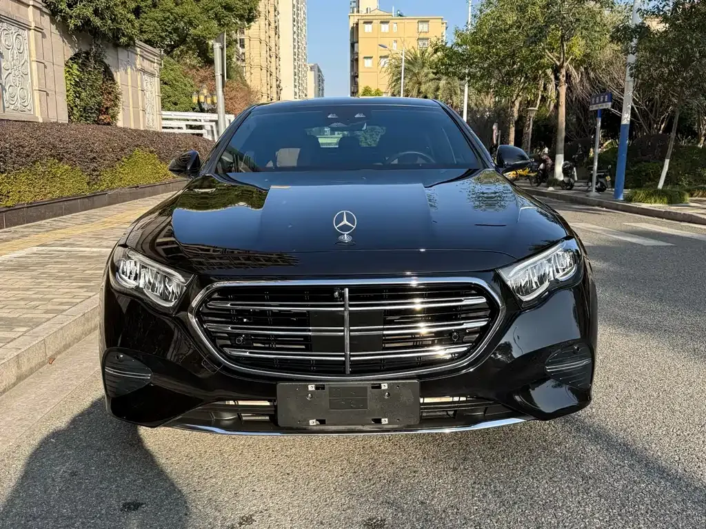 Mercedes-Benz E-Class 2024 из CN, фото 10