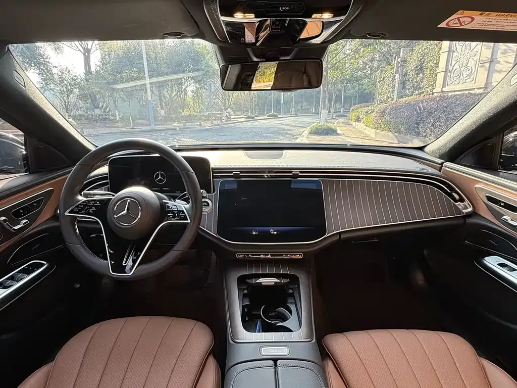 Mercedes-Benz E-Class 2024 из CN, фото 9