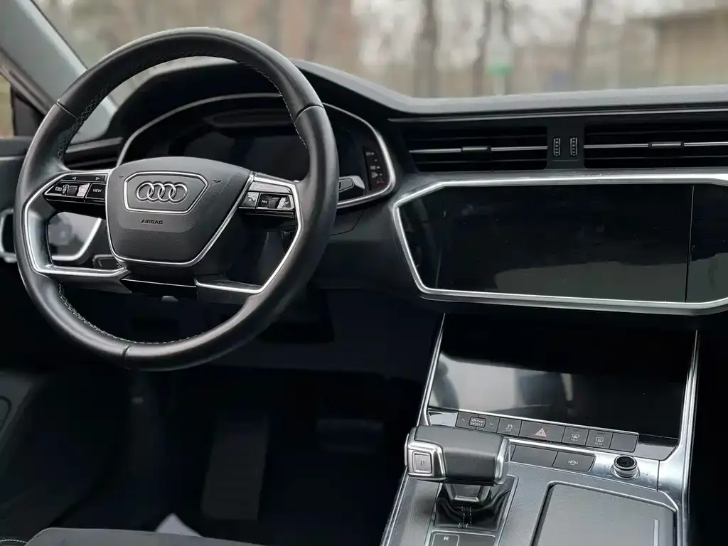 Audi A7L 2023 из CN, фото 5