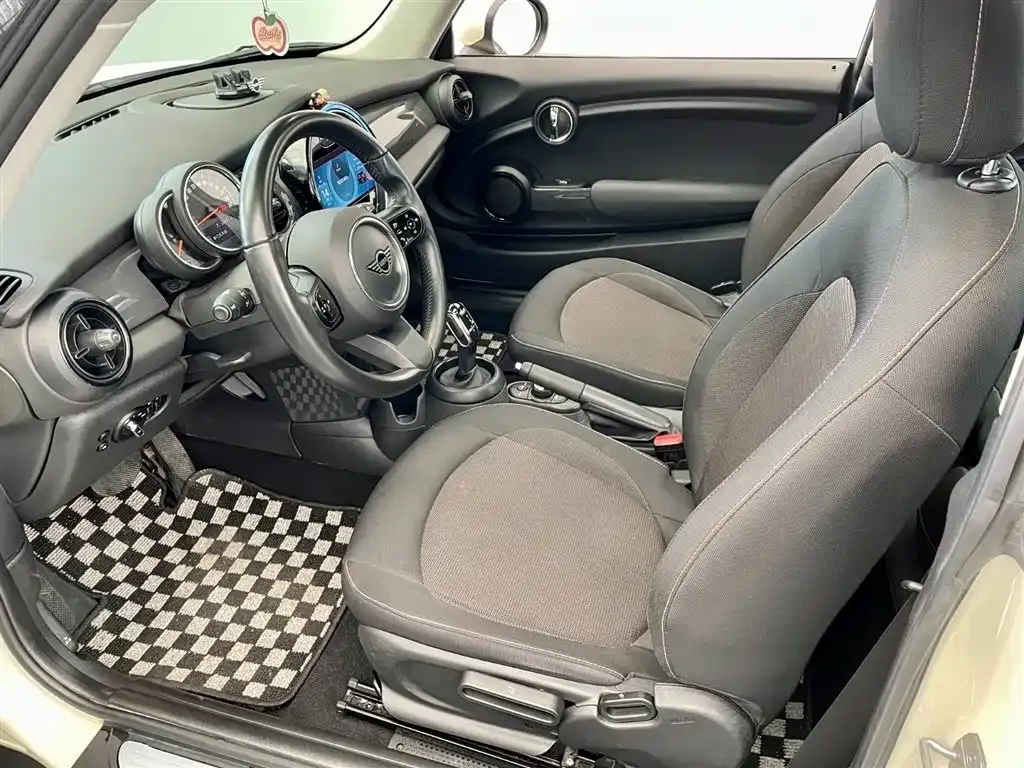 MINI Cooper (3-door) 2022 из CN, фото 10