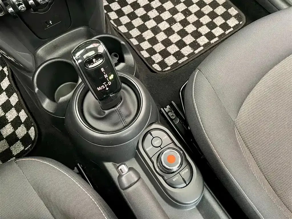 MINI Cooper (3-door) 2022 из CN, фото 9