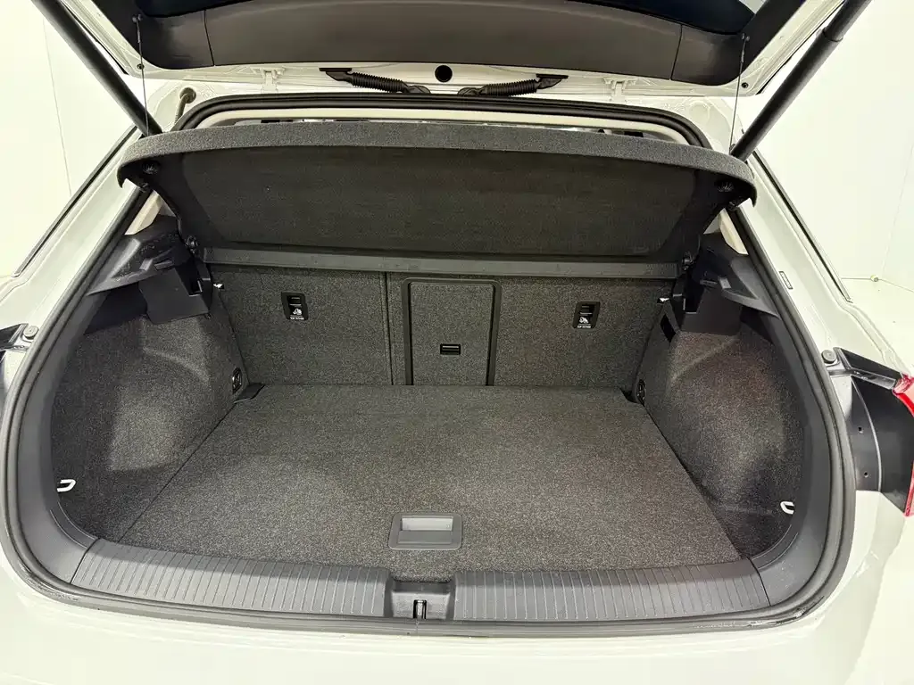 Volkswagen T-Roc 2022 из CN, фото 6