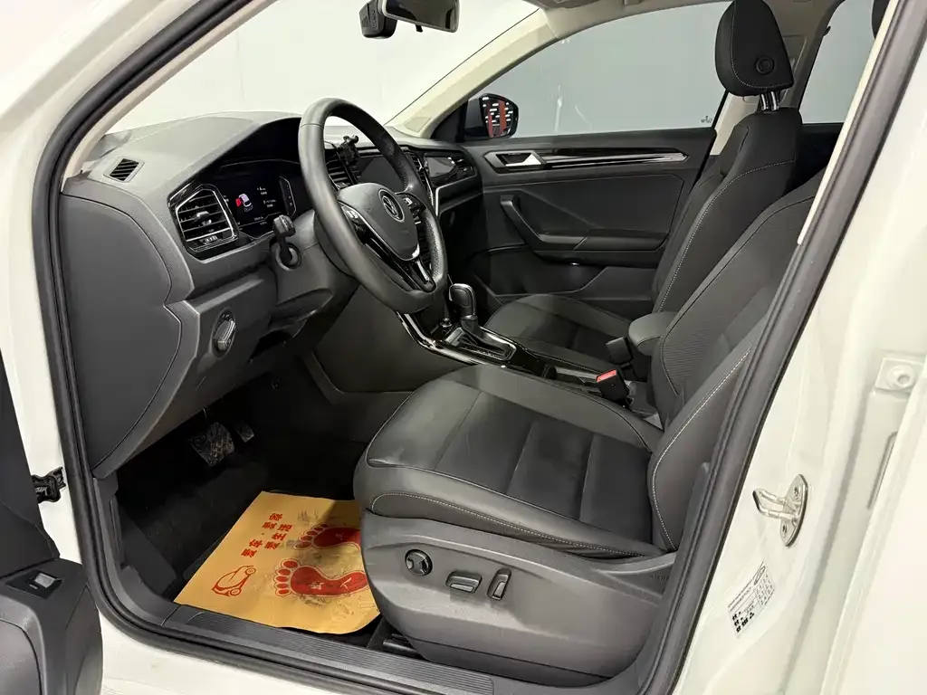 Volkswagen T-Roc 2022 из CN, фото 9