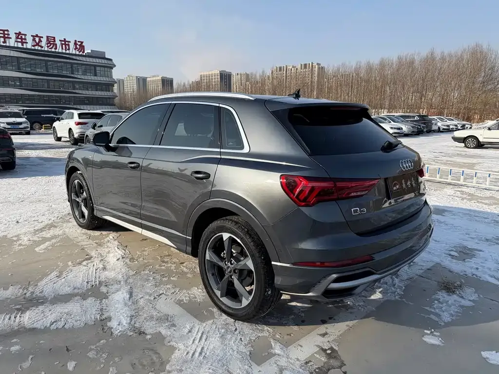 Audi Q3 2021 из CN, фото 4