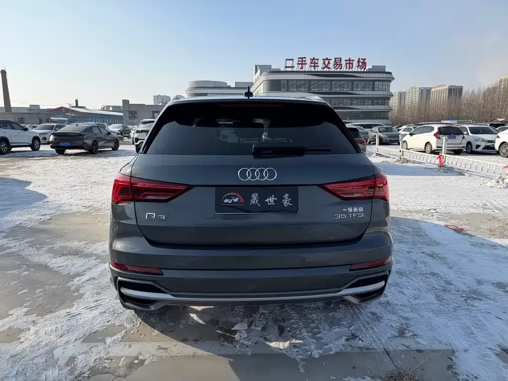 Audi Q3 2021 из CN, фото 7
