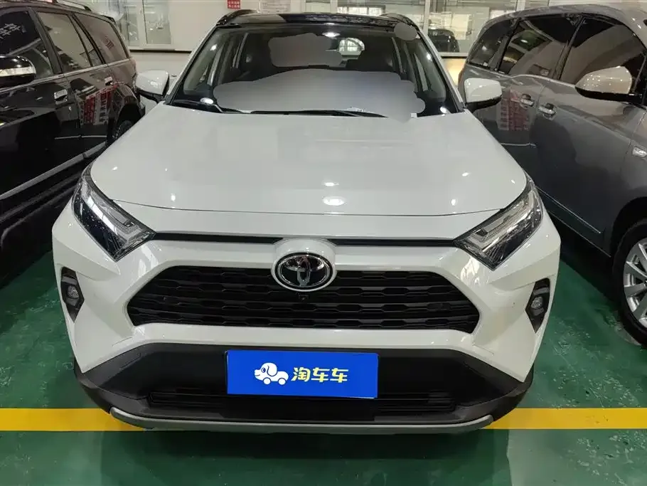Toyota RAV4 2024 из CN, фото 9