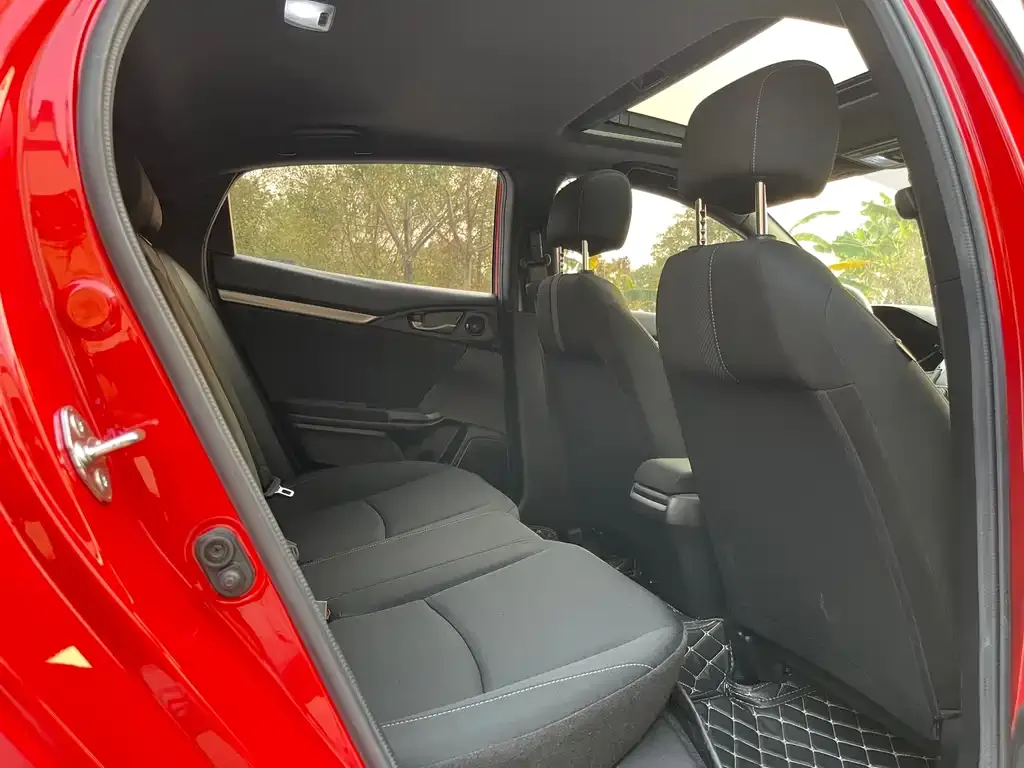 Honda Civic 2021 из CN, фото 2