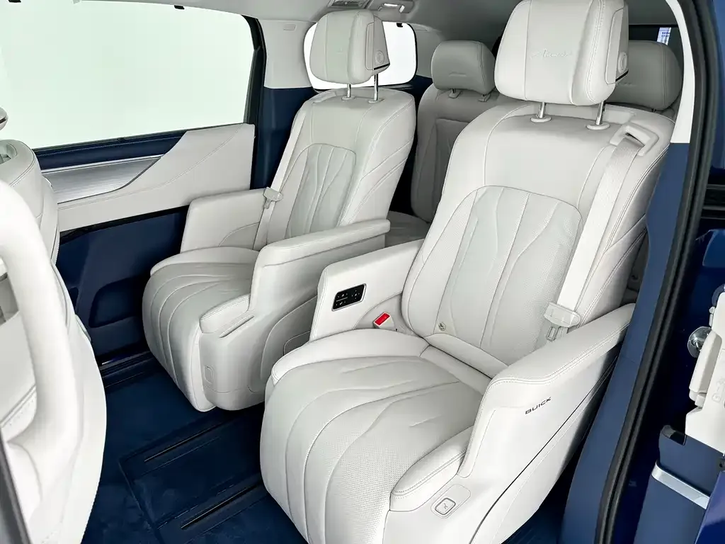 Buick GL8 Hybrid 2024 из CN, фото 9