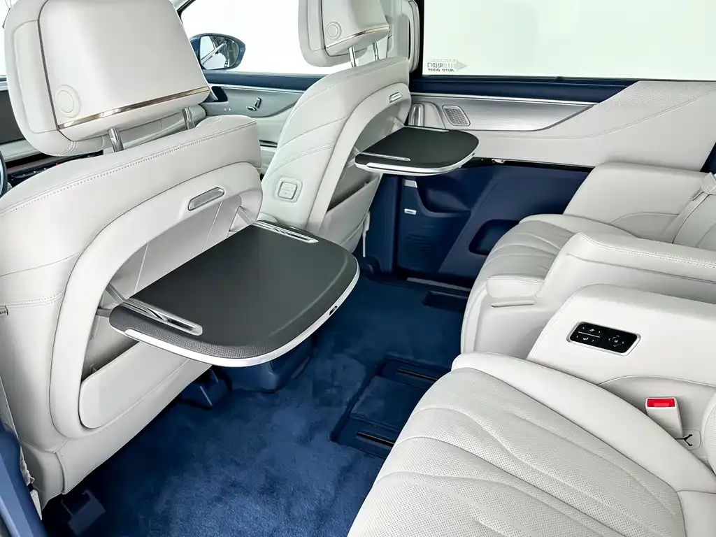 Buick GL8 Hybrid 2024 из CN, фото 2