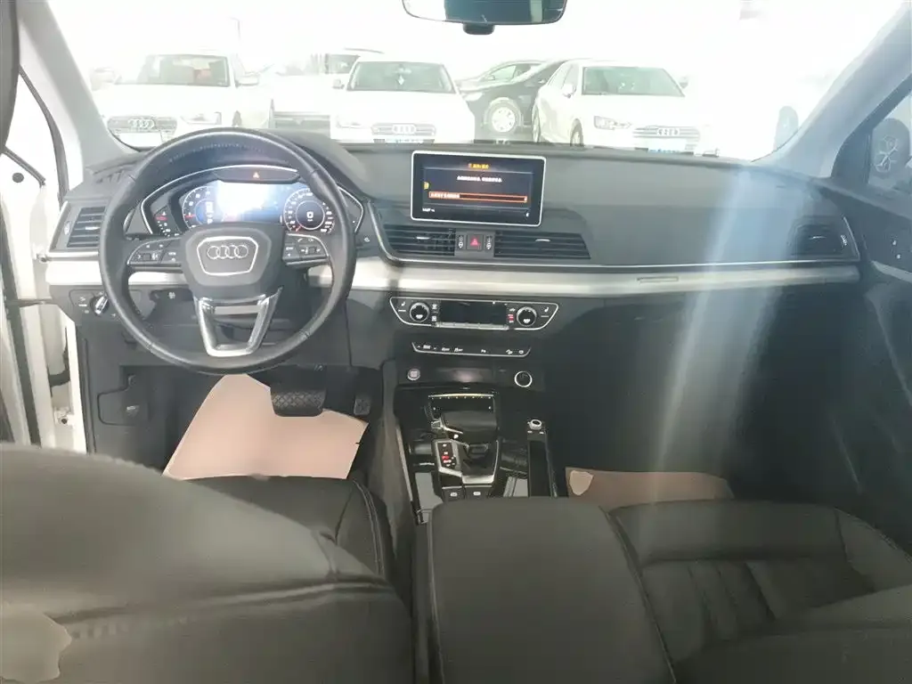 Audi Q5L 2021 из CN, фото 10