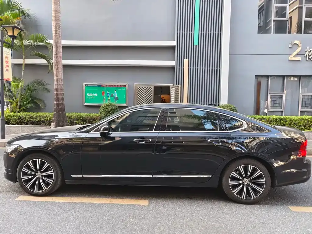 Volvo S90 PHEV — фото 9