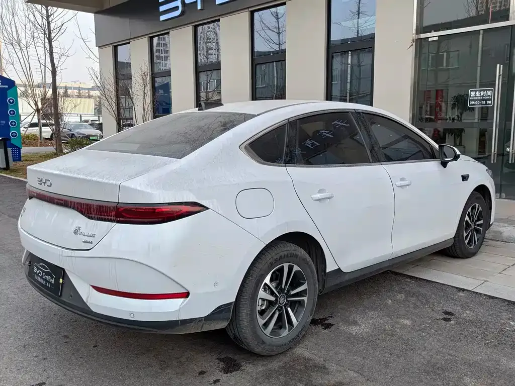 BYD Qin PLUS — фото 10