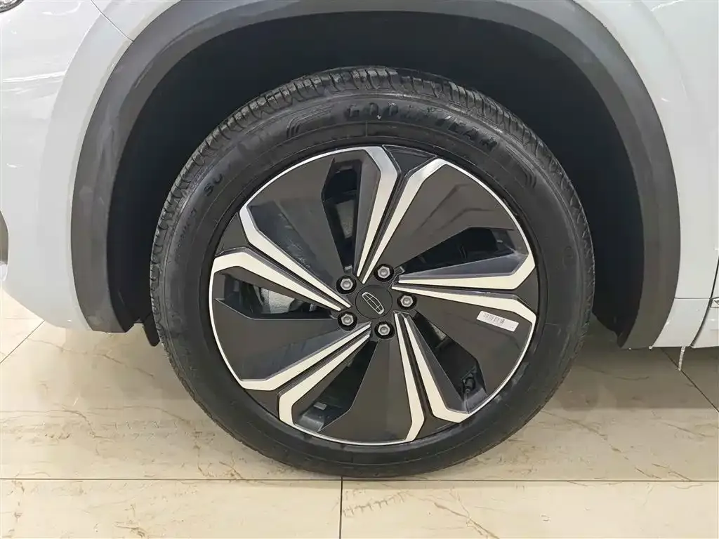 Geely Xingyue L 2023 из CN, фото 4