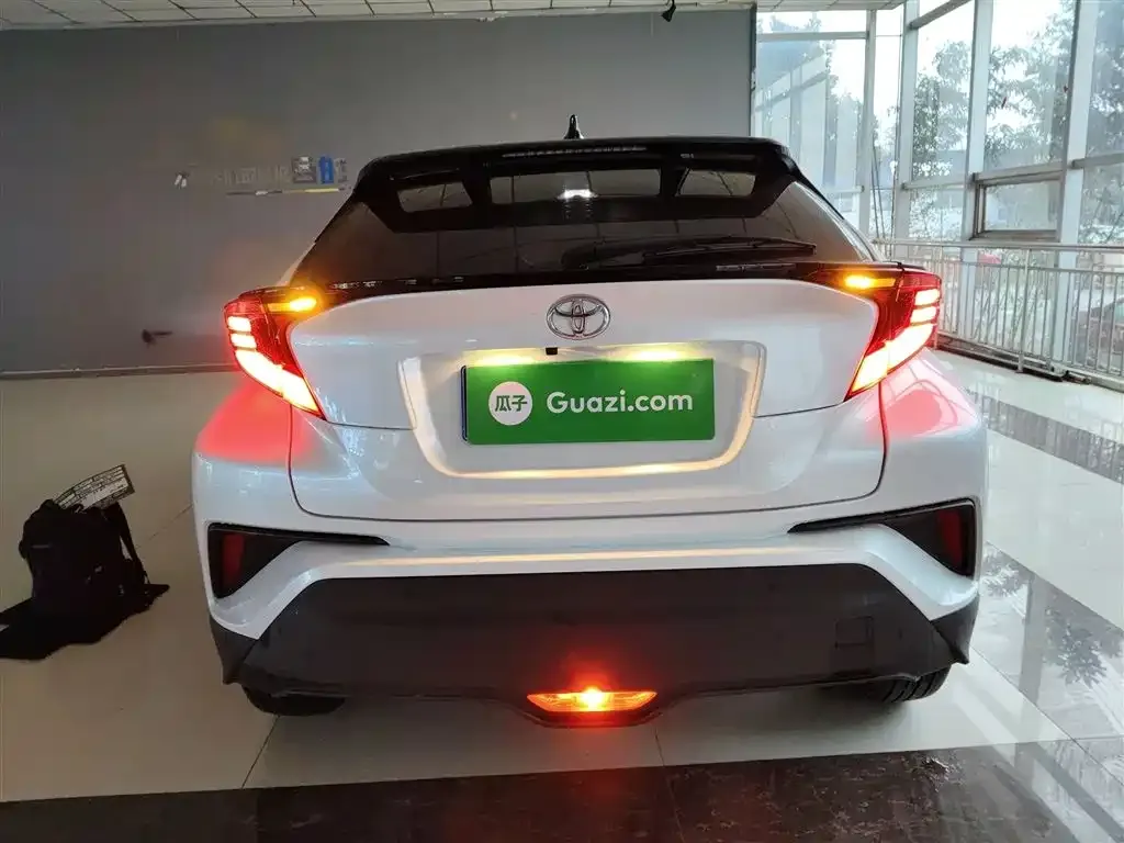 Toyota C-HR 2022 из CN, фото 9