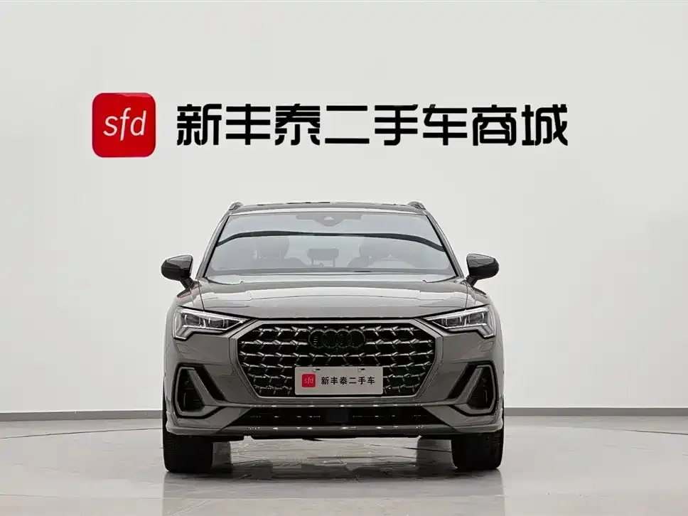 Audi Q3 2023 из CN, фото 5