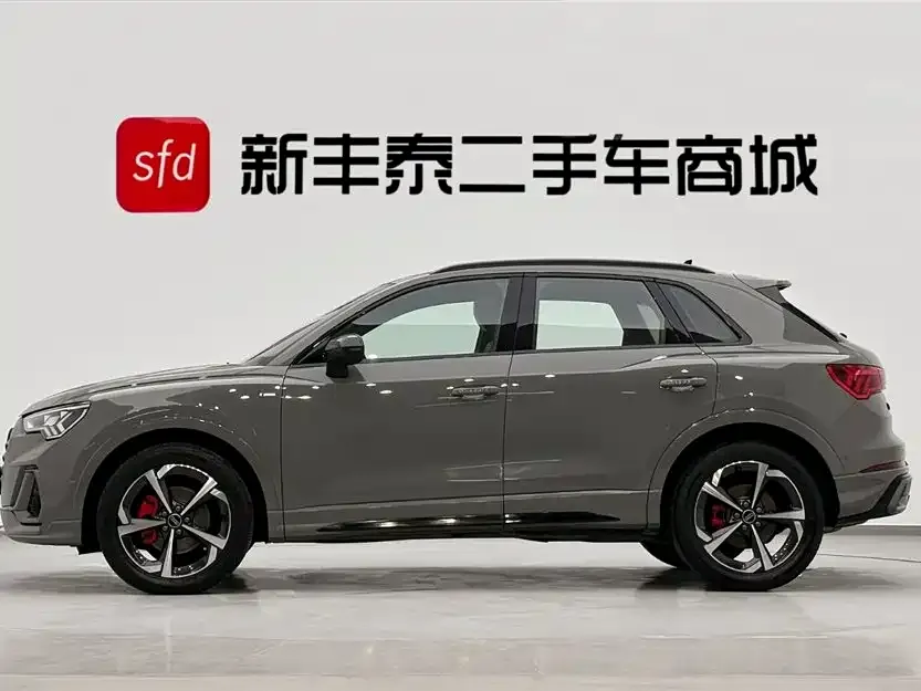 Audi Q3 2023 из CN, фото 3